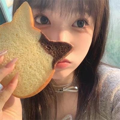 布劳涅森林的女人们